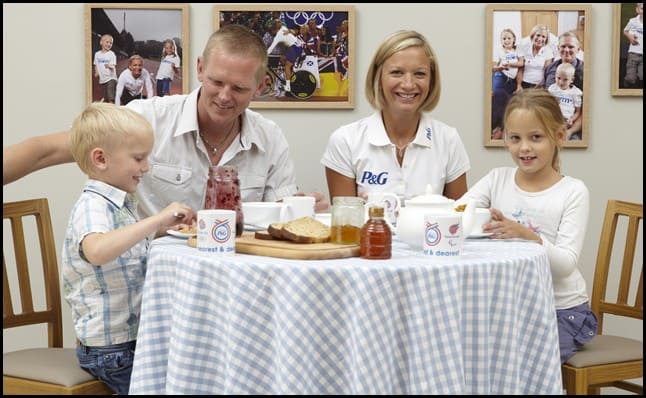 P&G say ‘Thank You’ to some very proud parents 1