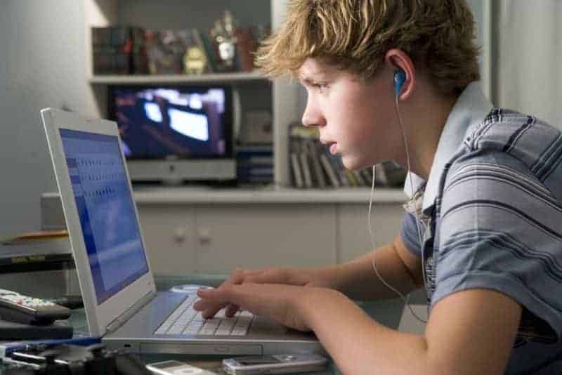 Parents believe child more likely to bullied online than the playground