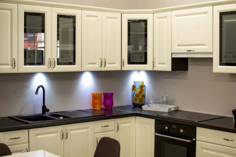 Easy Updates for Your Kitchen Cabinets