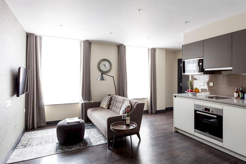 London-serviced apartments