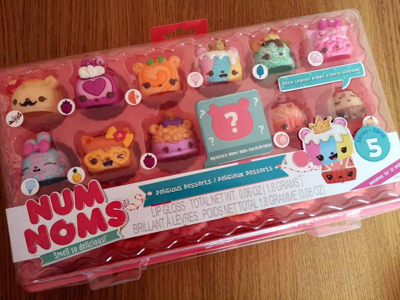 Unboxing Num Noms Series 5 