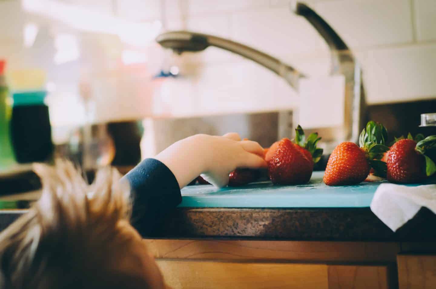 Ways to Inspire Kids to Cook and eat healthily