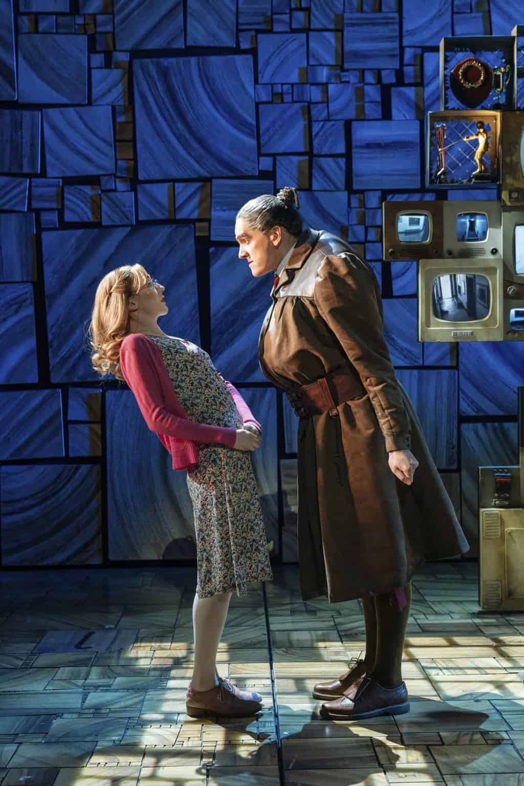 Carly-Thoms-as-Miss-Honey-and-Elliot-Harper-as-Miss-Trunchbull-in-the-Royal-Shakespeare-Companys-Matilda-The-Musical-11