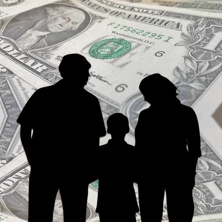 how to deal with financial problems with your family