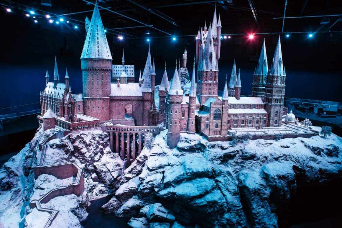 Hogwarts castle model in the snow (6)