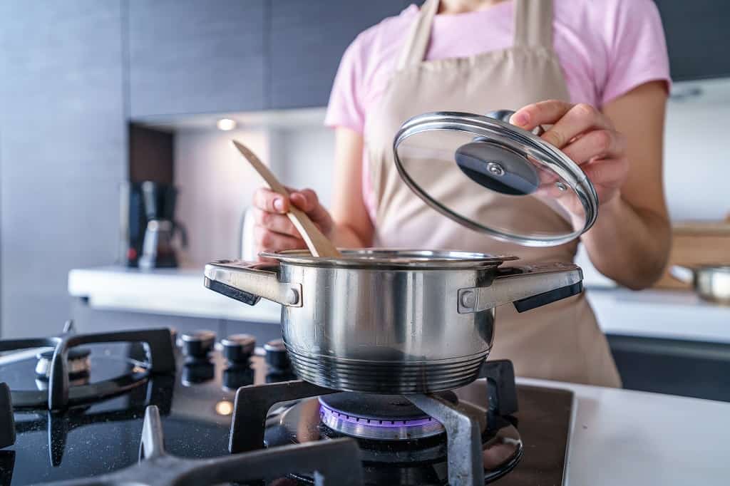 Busy Mum's guide to having dinner on the table every night