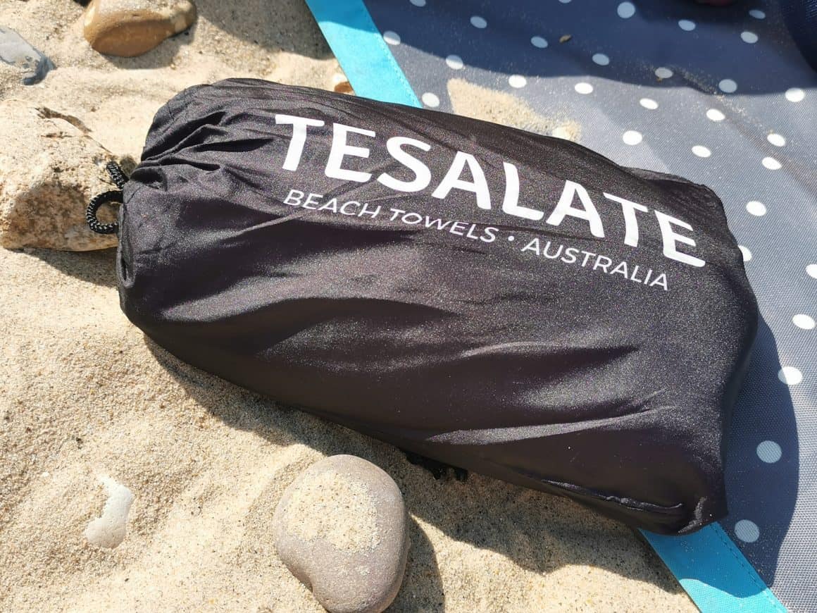 Tesalate Beach Towel - Look no sand!! #ad 1