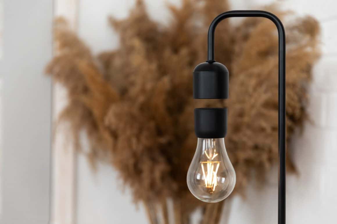Gifts for Gadget Lovers: Gravita, the Levitating Lamp 1