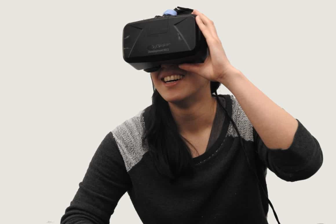 Virtual Reality headset