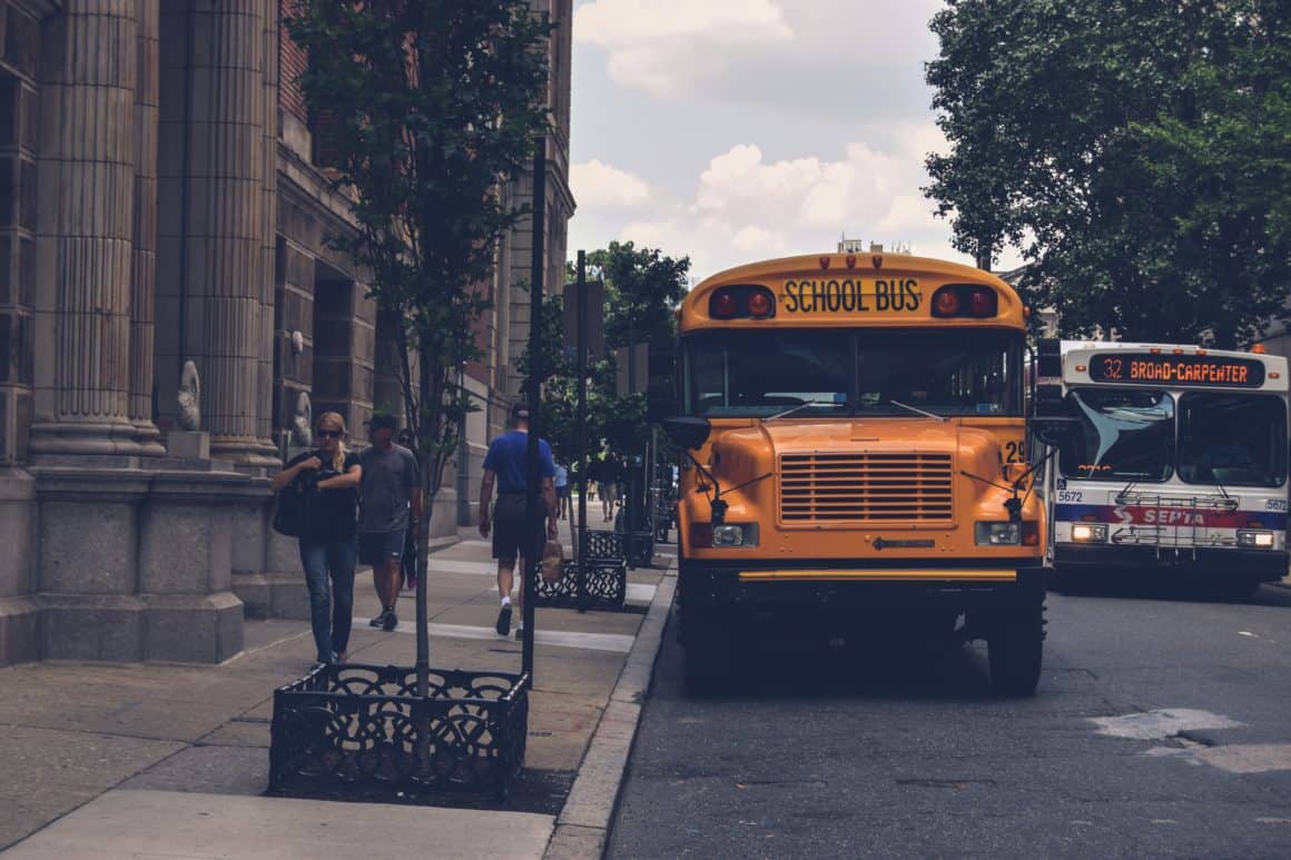 Top Tips for Preparing Your Child for the School Bus 1