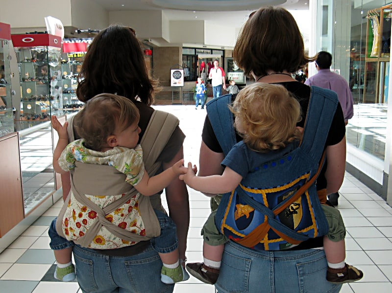 Babywearing: How to Keep You and Baby Comfortable 1