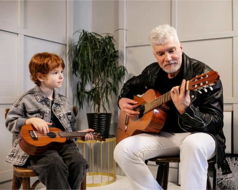 5 Effective Ways for Parents to Support Their Child's Guitar Playing