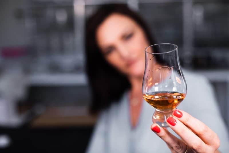 A Guide To Best Whiskey Glass Collection 1