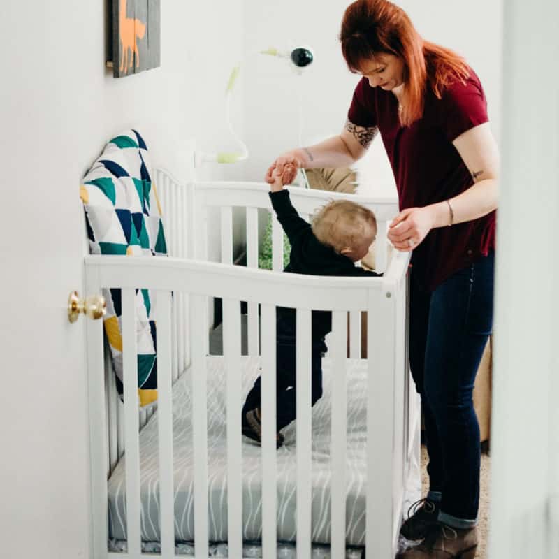 Baby Cot Buying Guide: 4 Key Features Parents Shouldn't Miss