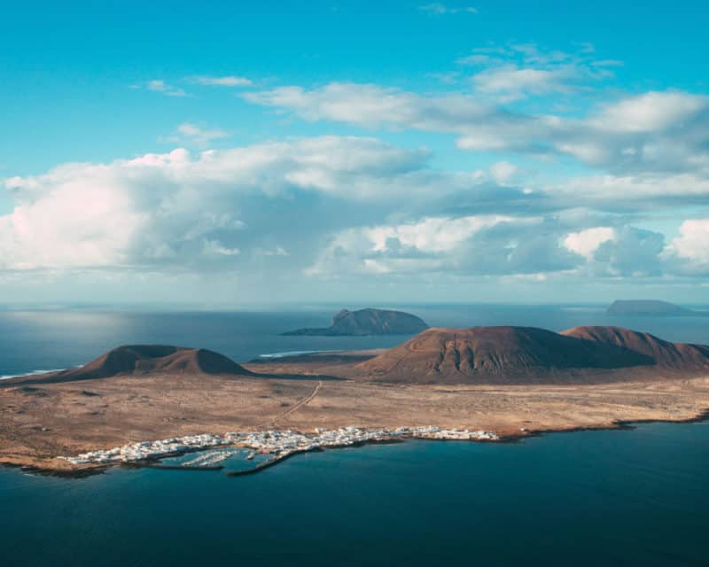 5 reasons why Lanzarote is a perfect vacation destination for families