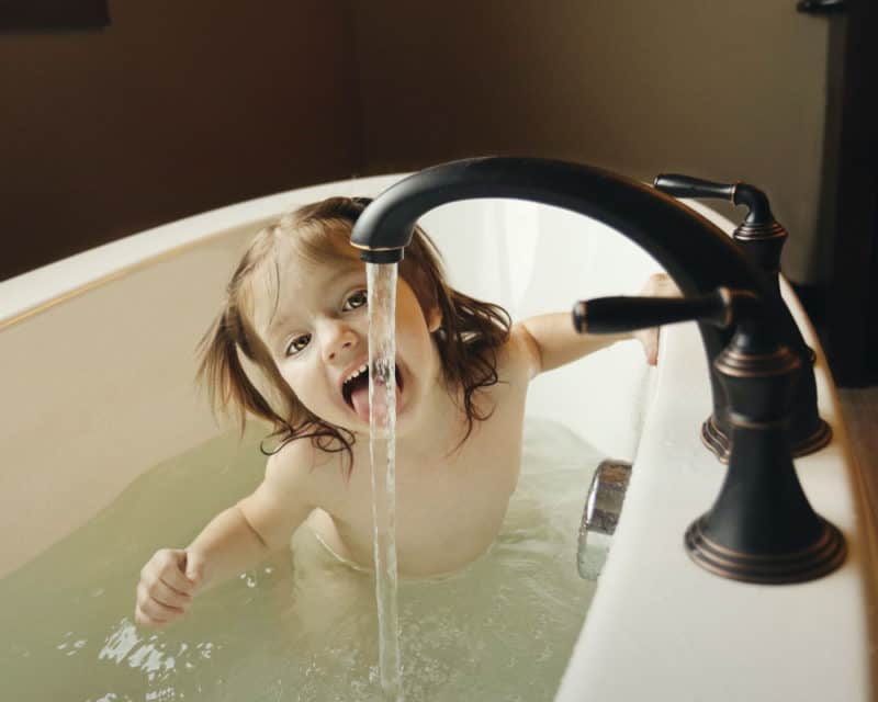 https://deepinmummymatters.com/wp-content/uploads/2021/09/bath-safety-800x640.jpg