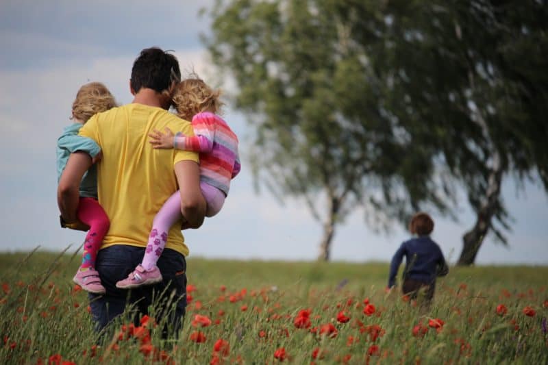 Dad and children