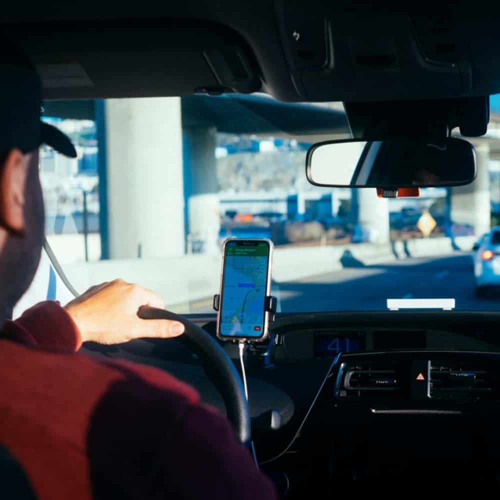 How To Stay Safe While Using Ridesharing Services