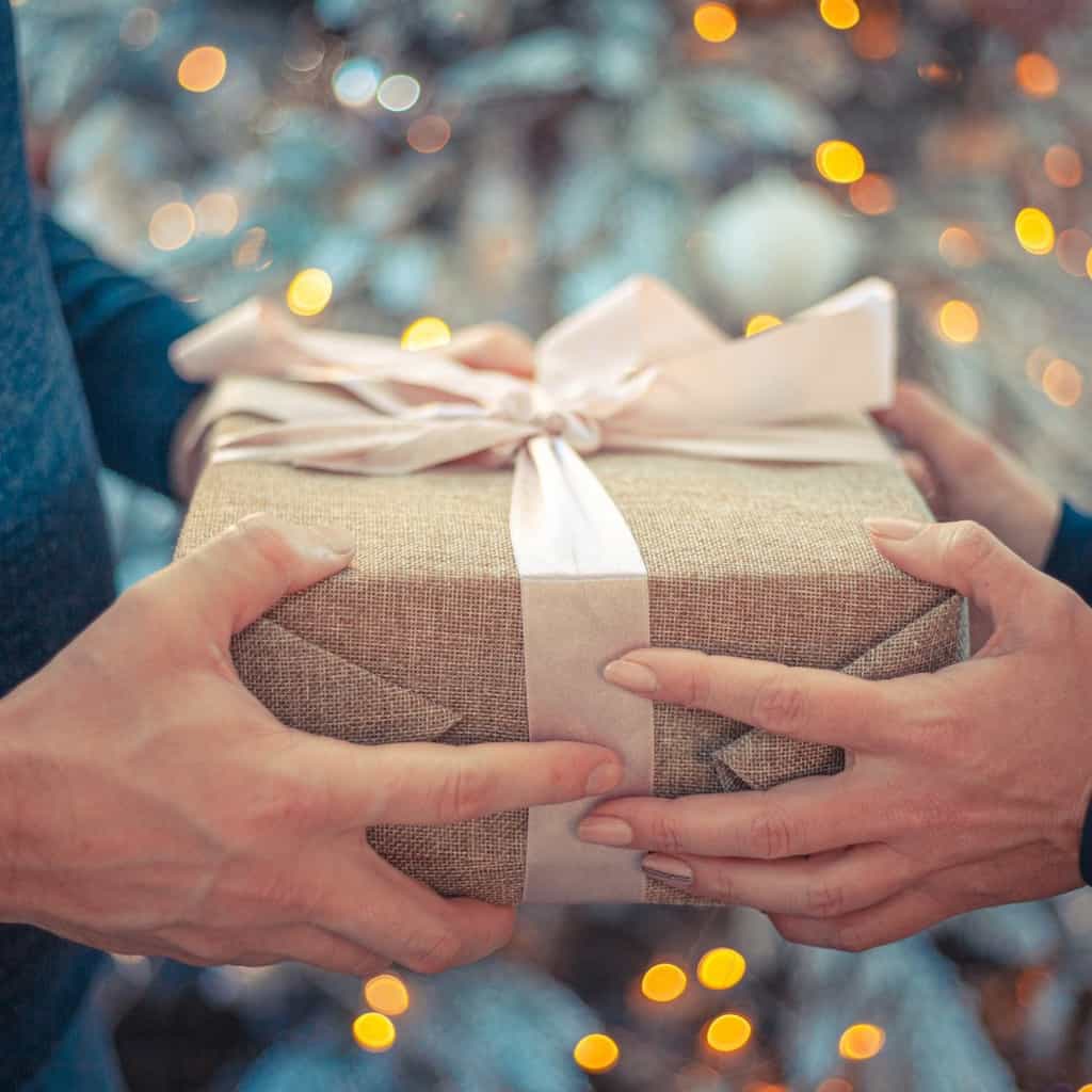 10 Useful and Practical Gifts for the Seniors You Love