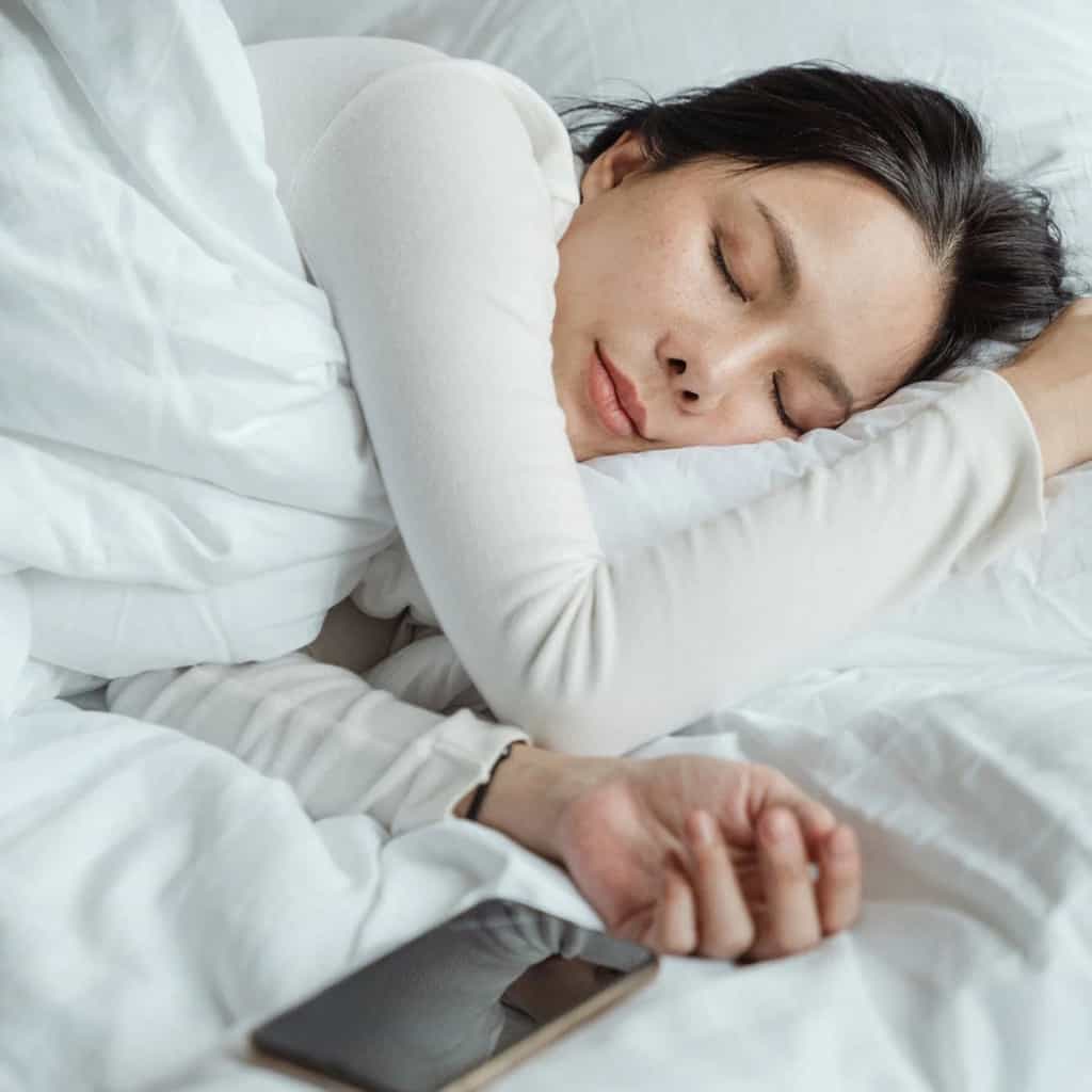 6 Amazing Tips For A Good Night's Sleep