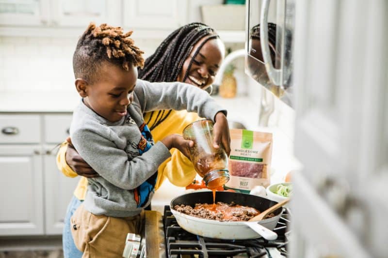 Trouble Motivating Your Family to Do Chores? Here's How... 1