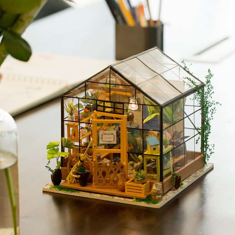 Rolife Cathy's Flower House DIY Miniature House