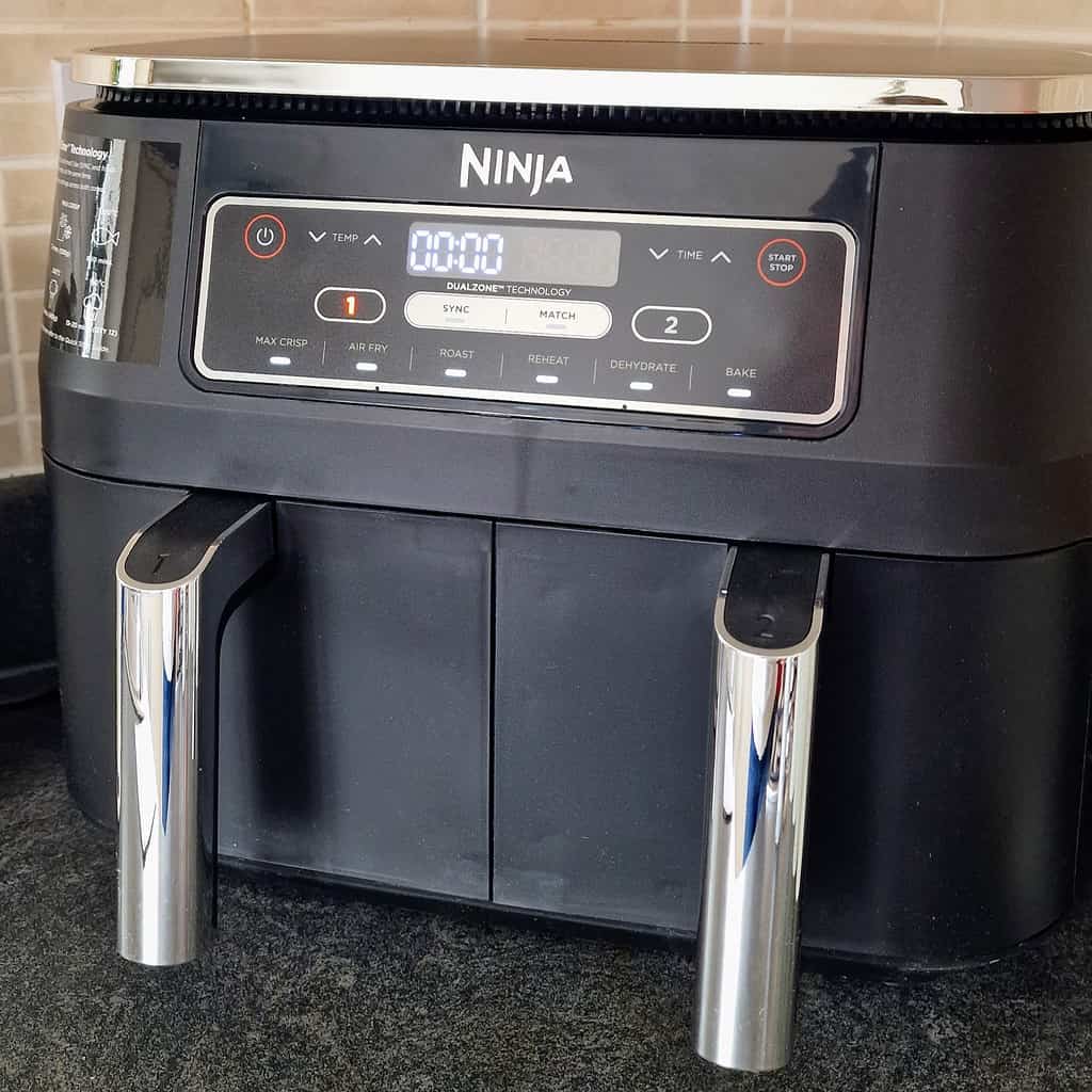 A New Way to Cook: The Ninja Foodi Dual Zone Air Fryer - Mummy Matters ...