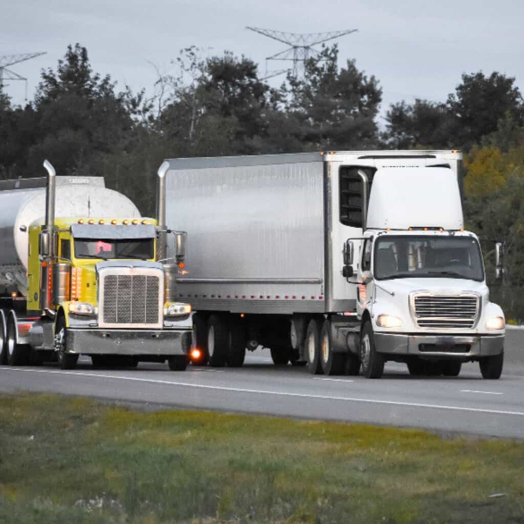 5 Signs Your Semi Truck is Due for Maintenance