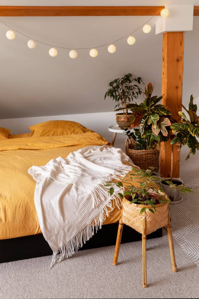 Update Your Bedroom for Autumn: Cosy Seasonal Decor Ideas 1