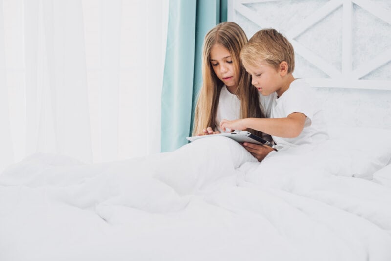 What To Bring for Your Kids’ First Night at a Hotel 1