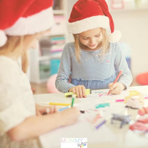 12 façons calmes et créatives de divertir les enfants pendant les fêtes